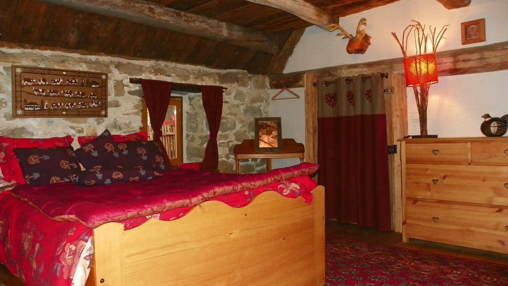 Gite Du Bois De L'Ours Orcières Zimmer foto